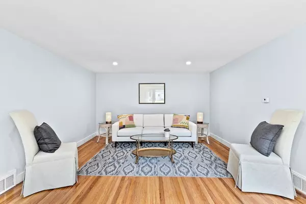 Rockland, MA 02370,601 Hingham St