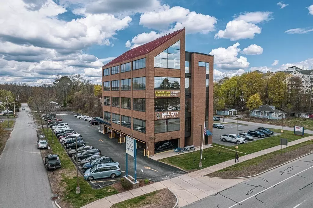 Lowell, MA 01854,595 Pawtucket Boulevard #1