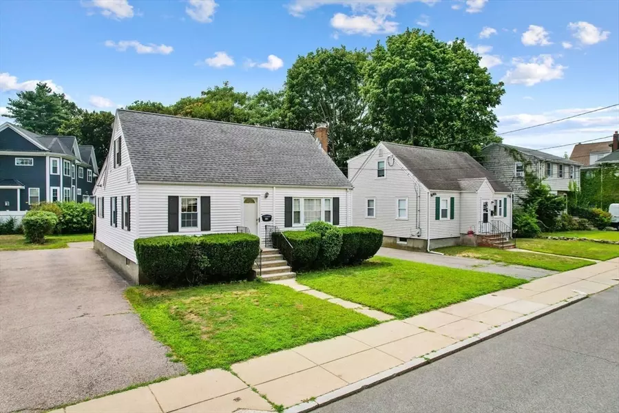 54 Como Rd, Boston, MA 02136