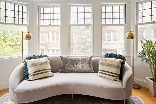 Cambridge, MA 02138,10 Dana St #202