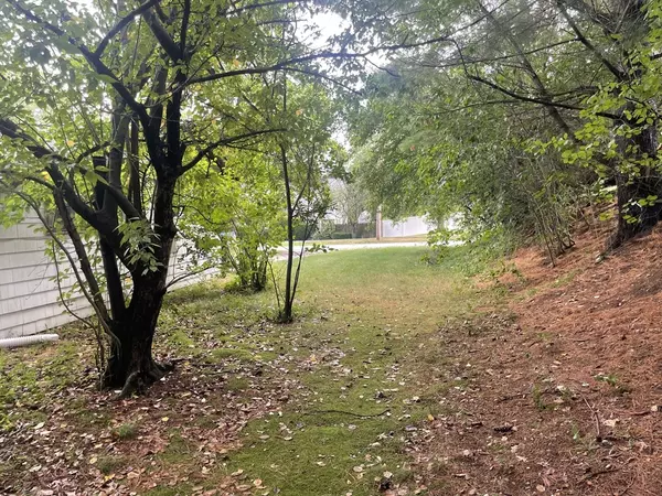 Natick, MA 01760,4 Richard Rd