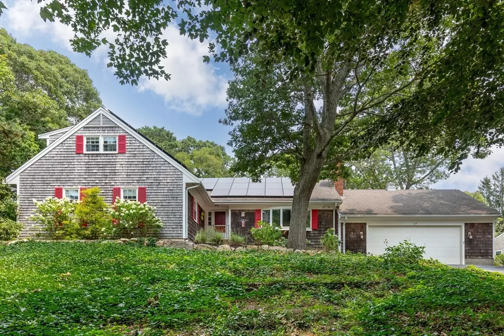 Sandwich, MA 02563,27 Moody Dr