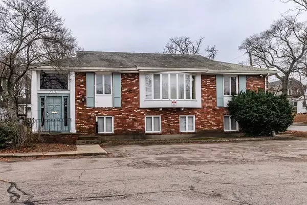 Brockton, MA 02301,572 Pleasant Street