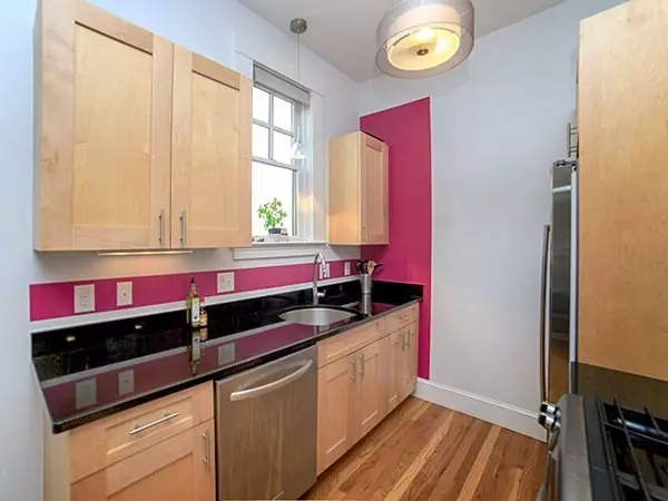 Somerville, MA 02143,80 Webster Avenue #4H