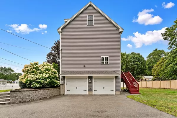 Tewksbury, MA 01876,3 Laurence St