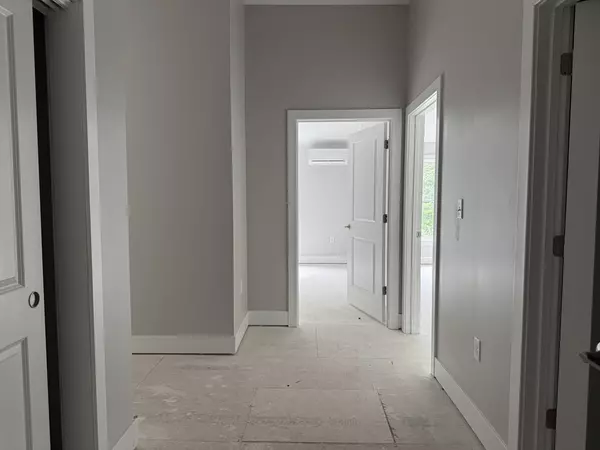 251 Sladen Street #304, Dracut, MA 01826