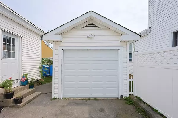 Lowell, MA 01850,51 Fulton