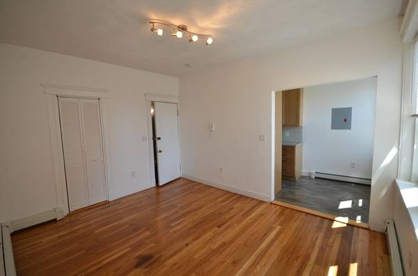 1645 Commonwealth Ave #3, Boston, MA 02135
