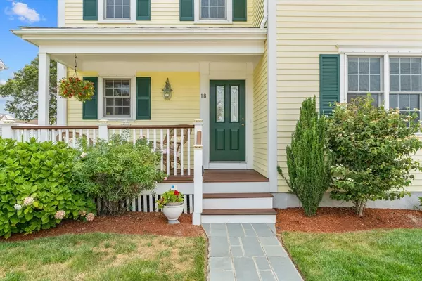 Dennis, MA 02638,18 Donovan Way