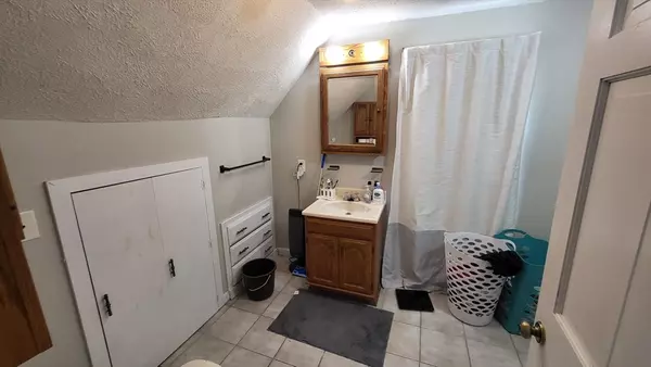 Lowell, MA 01854,118 Gershom Avenue #3