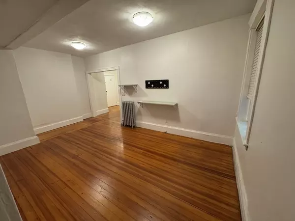 Brookline, MA 02446,31 Westbourne Ter #2