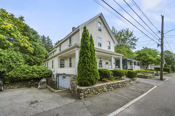 Woburn, MA 01801,22 Beacon St