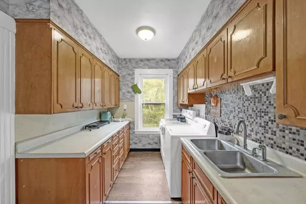 Southbridge, MA 01550,50 Fairlawn Ave