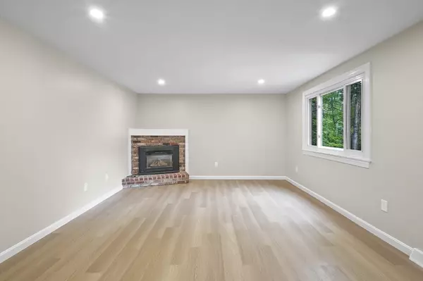 Ashland, MA 01721,126 Mountain Gate Road #126