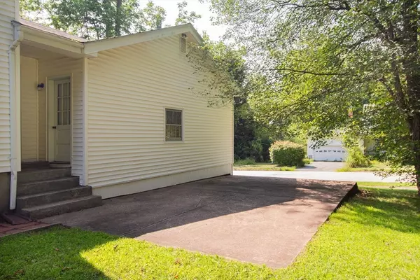 Shrewsbury, MA 01545,76 Hillside Dr