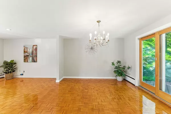 Winchester, MA 01890,59 Johnson Rd