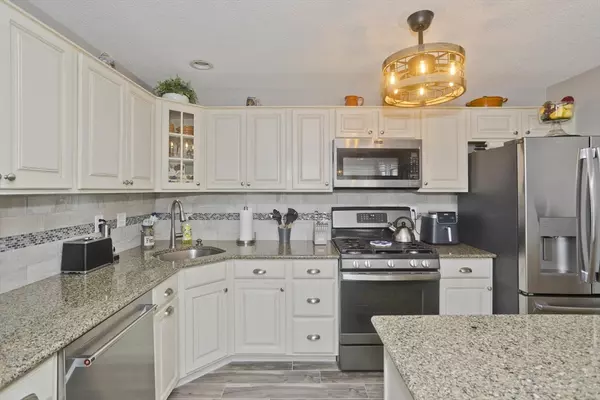 Chicopee, MA 01022,104 Johnson Rd #1210