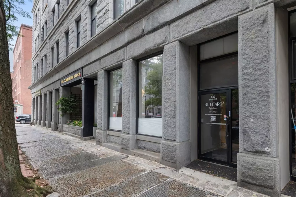 Boston, MA 02205,142 Commercial Street #C2