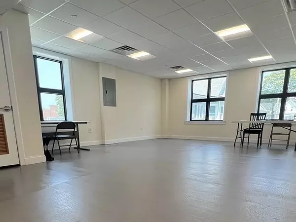 Somerville, MA 02144,377 Summer St #2