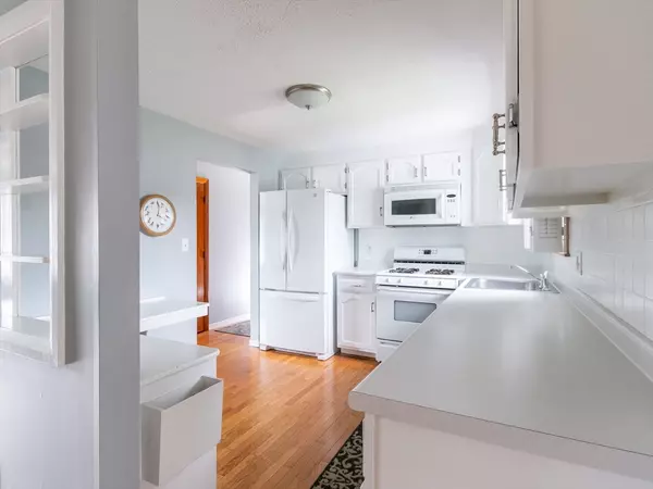 Nashua, NH 03060,18 Euclid Avenue