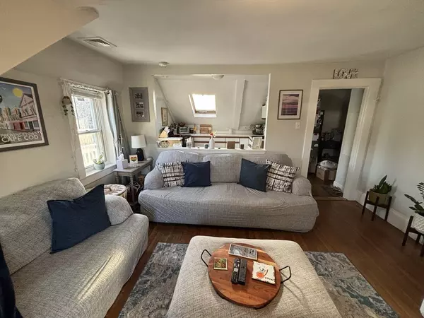 Weymouth, MA 02188,407 Front St #2