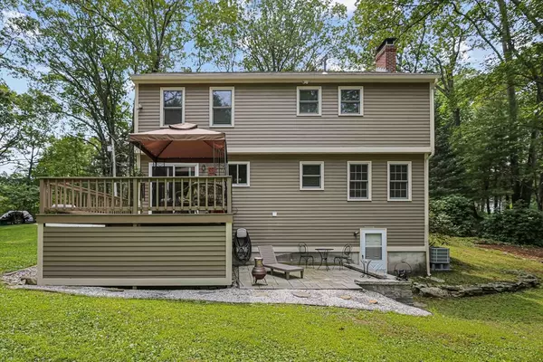 Sutton, MA 01590,32 Sibley Road