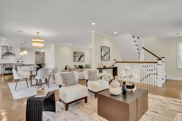 Brookline, MA 02445,30 Ackers Avenue