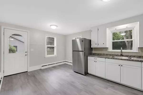 Agawam, MA 01001,31 Cosgrove Ave