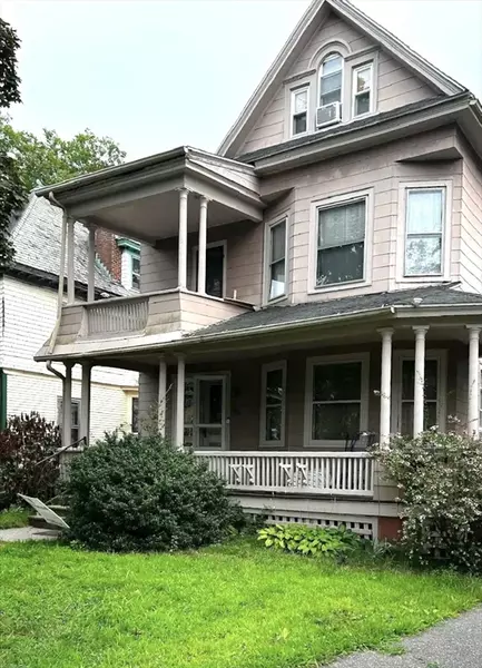 93 Garfield St, Springfield, MA 01108