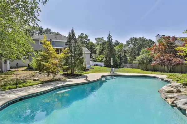 Haverhill, MA 01830,162 East Broadway