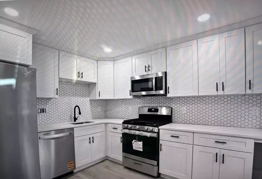 7 Fernview Ave #7, North Andover, MA 01845