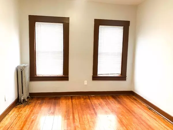 Brockton, MA 02301,436 Warren Ave. #1F