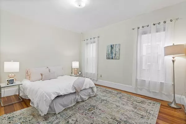 Brookline, MA 02446,7 Washburn Terrace #1