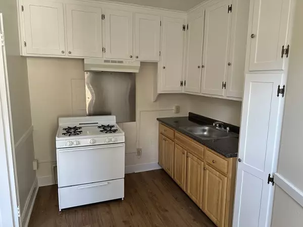 Cambridge, MA 02138,24 Concord Ave #110