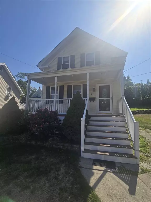 Weymouth, MA 02188,32 Vine St