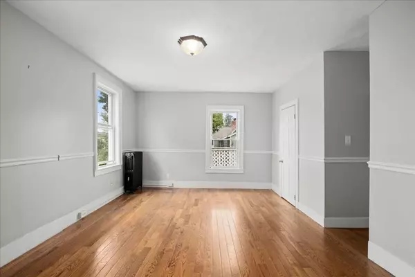 Worcester, MA 01609,36 Cedar St #2A