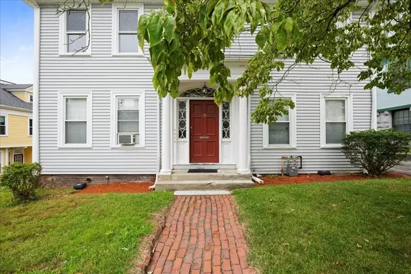 36 Cedar St #2A, Worcester, MA 01609