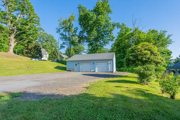 Hardwick, MA 01037,0 Taylor St