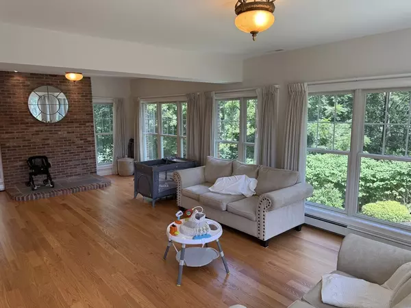 Saugus, MA 01906,9 Bagnall Ave #1