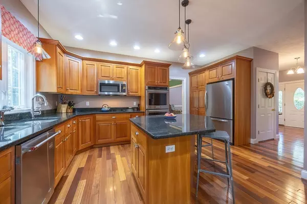 Medway, MA 02053,6 Freedom Trail