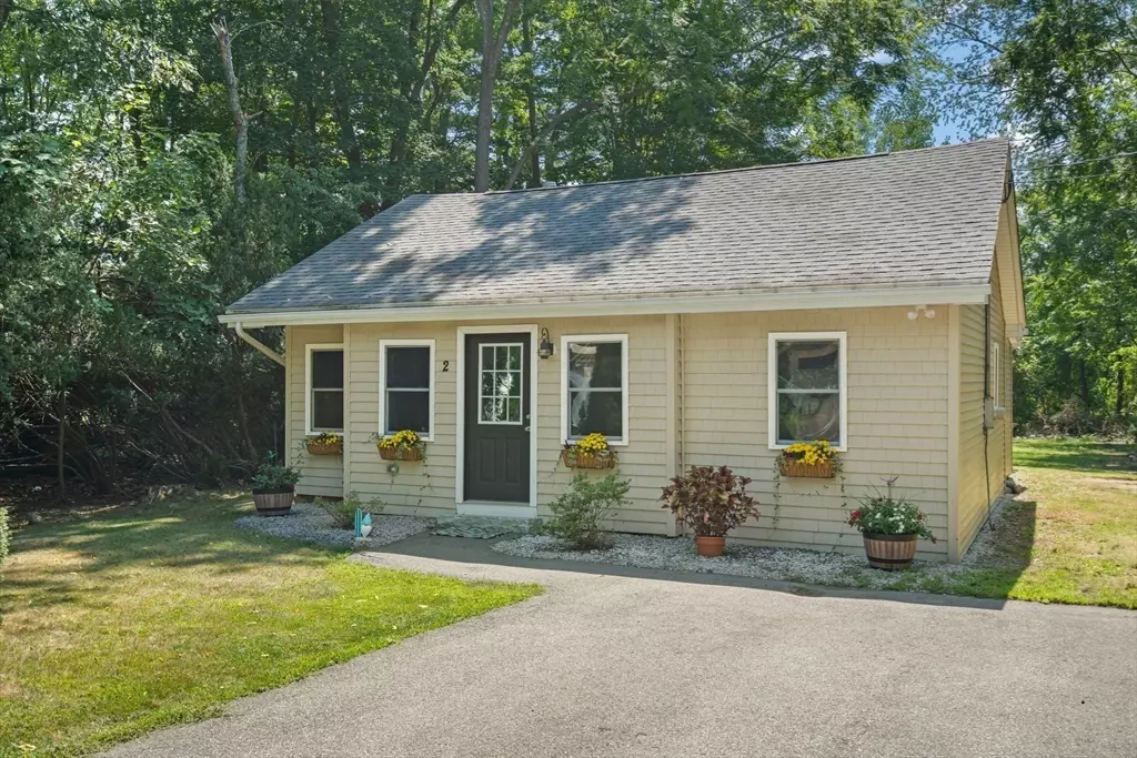 Merrimac, MA 01860,2 Westminster Rd