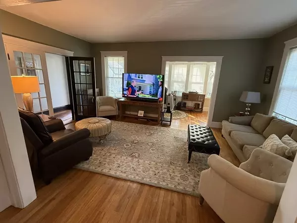 Worcester, MA 01602,9 Underwood Street #1