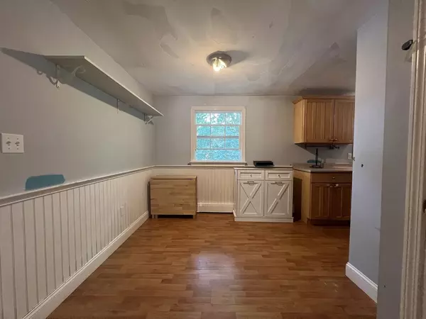 Edgartown, MA 02539,67 12th St S
