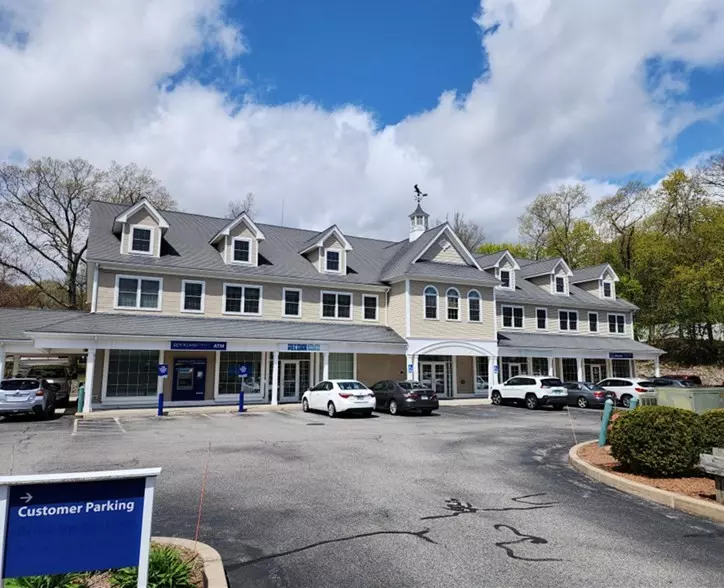 North Attleboro, MA 02760,16 E Washington St #205