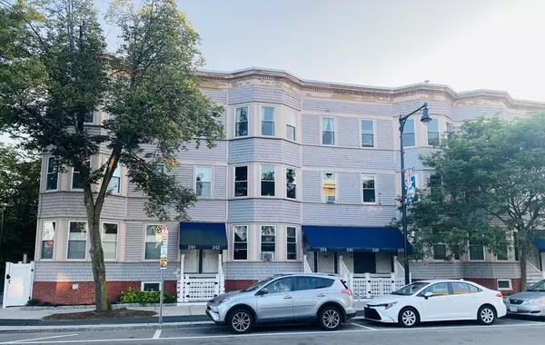 Cambridge, MA 02139,246 Hampshire St #3