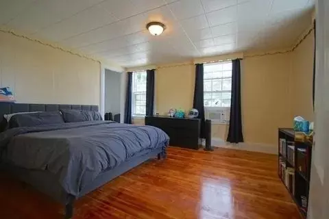 Methuen, MA 01844,64 Union St #2