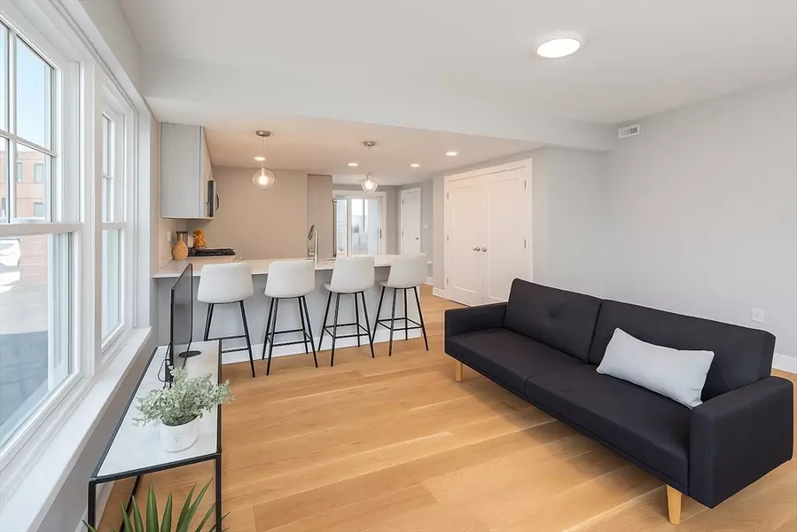 98 Prescott St #1c, Boston, MA 02128