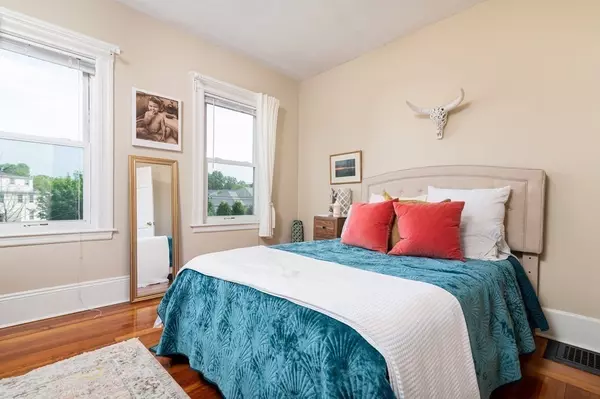 Quincy, MA 02169,23 Harrington Ave #23