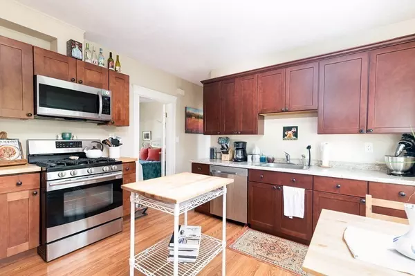 Quincy, MA 02169,23 Harrington Ave #23