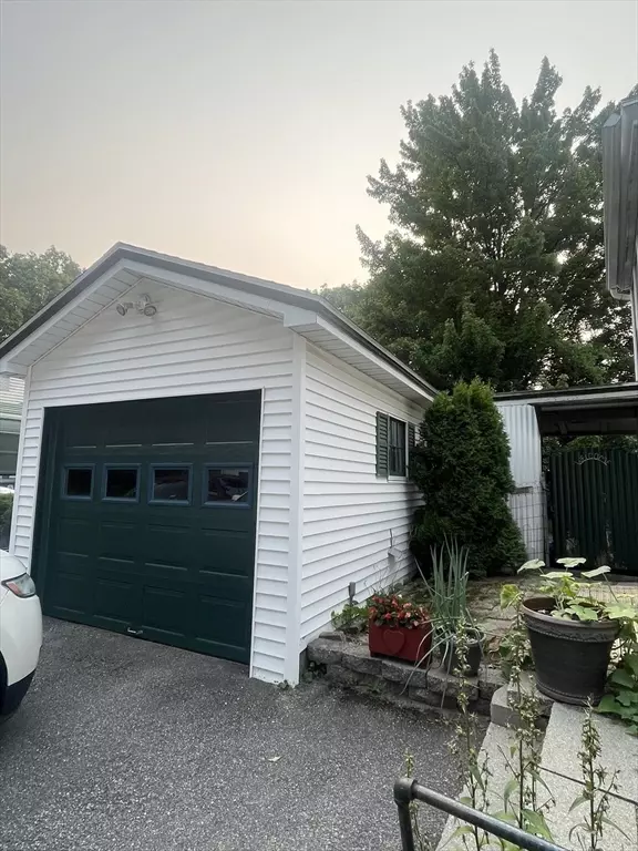 Leominster, MA 01453,278 Water Street